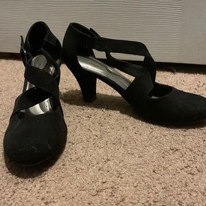 Short black heels with cross in front, velvet feel